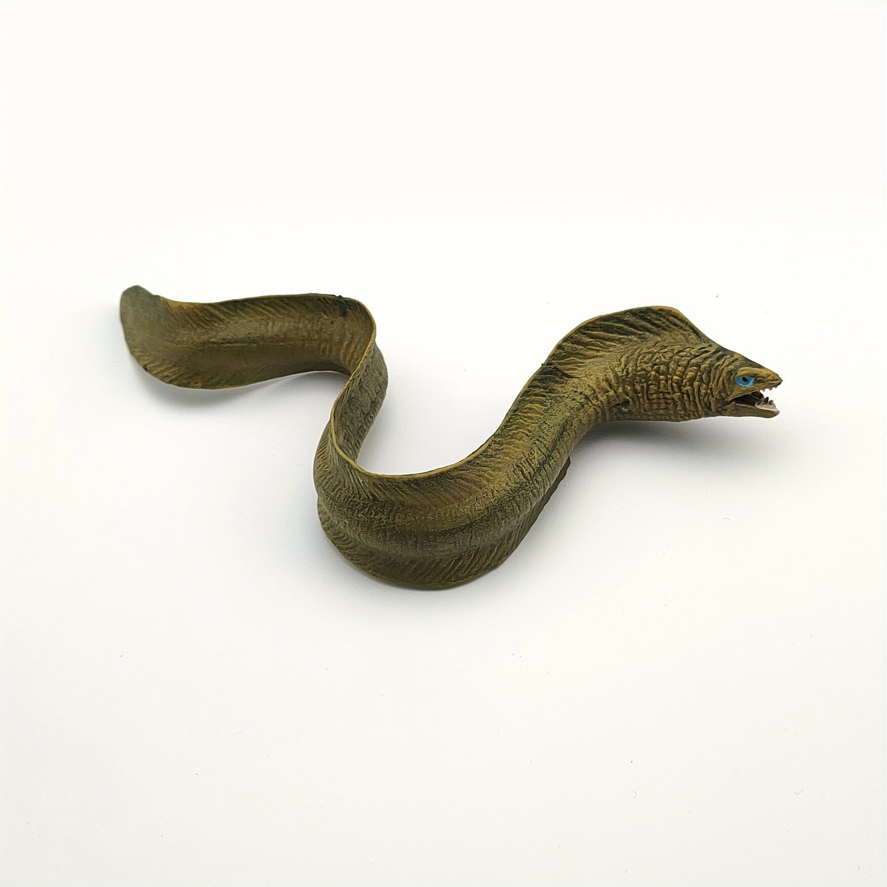 Realistic Sea Eel Aquarium Landscape PVC Marine Animal Statue