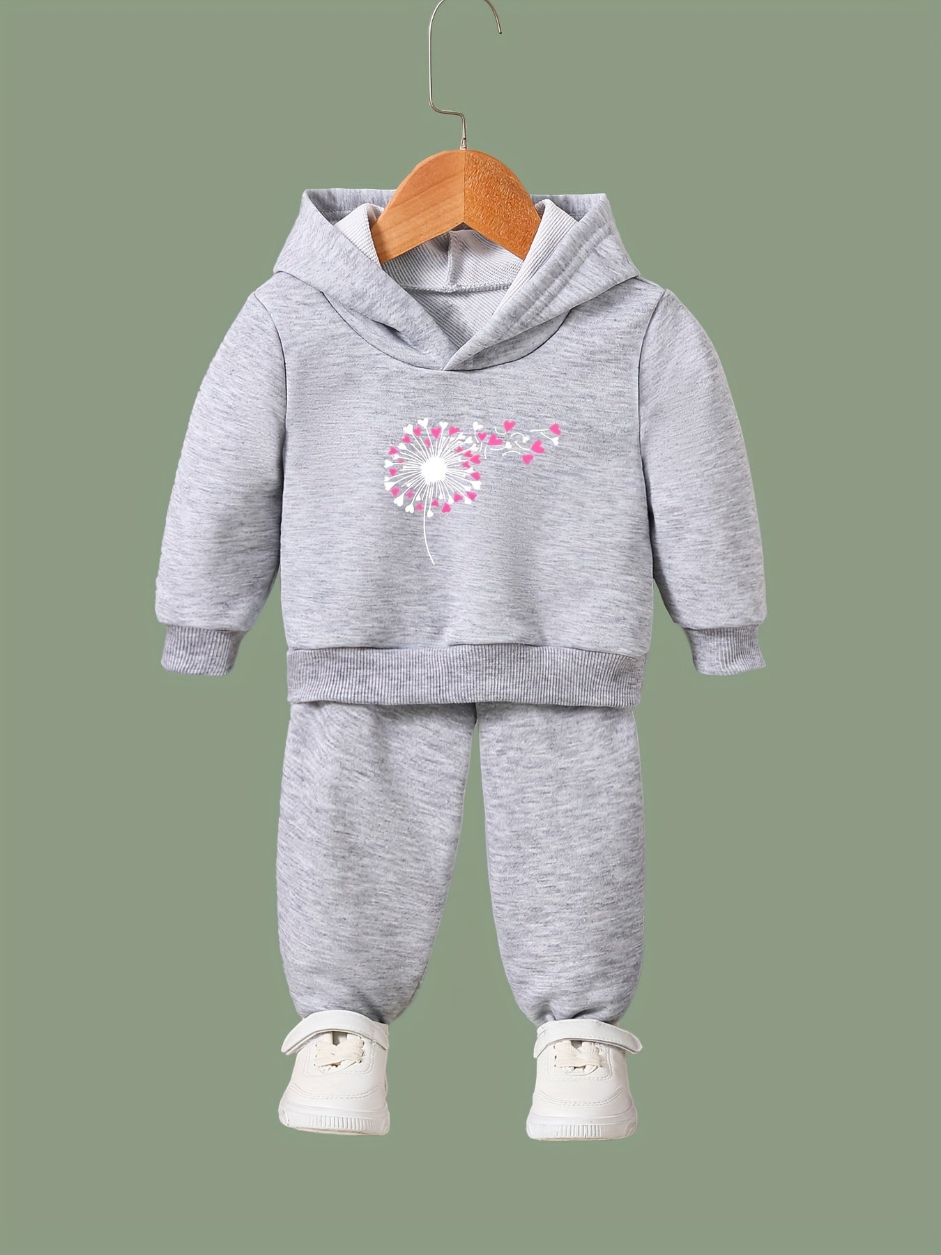 Kid's 2pcs Hearts Print Hoodie & Pants Set Girl's Sporty Clothes