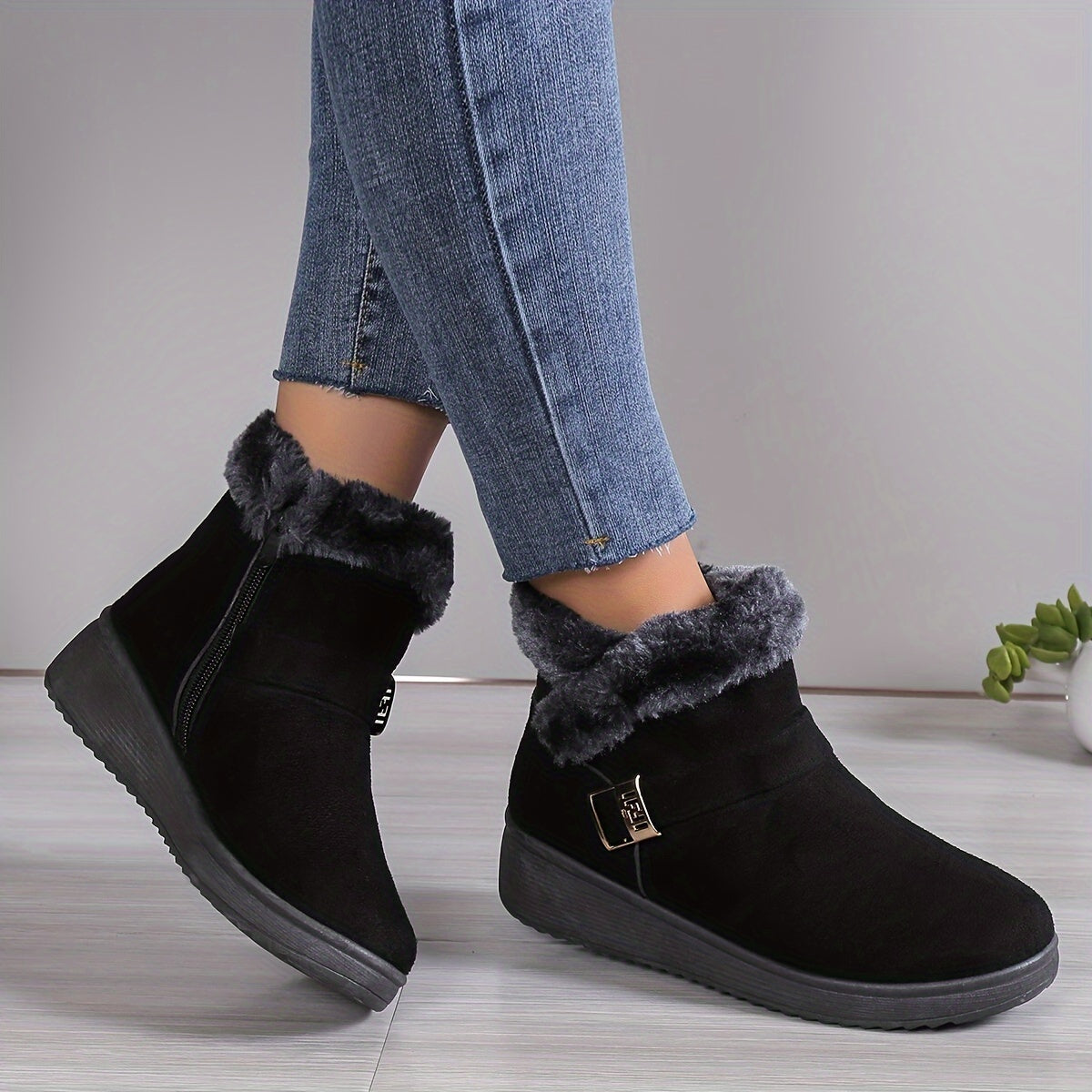 Women's Warm Faux Fur Ankle Boots Suede Round Toe Zipper Snow Boots