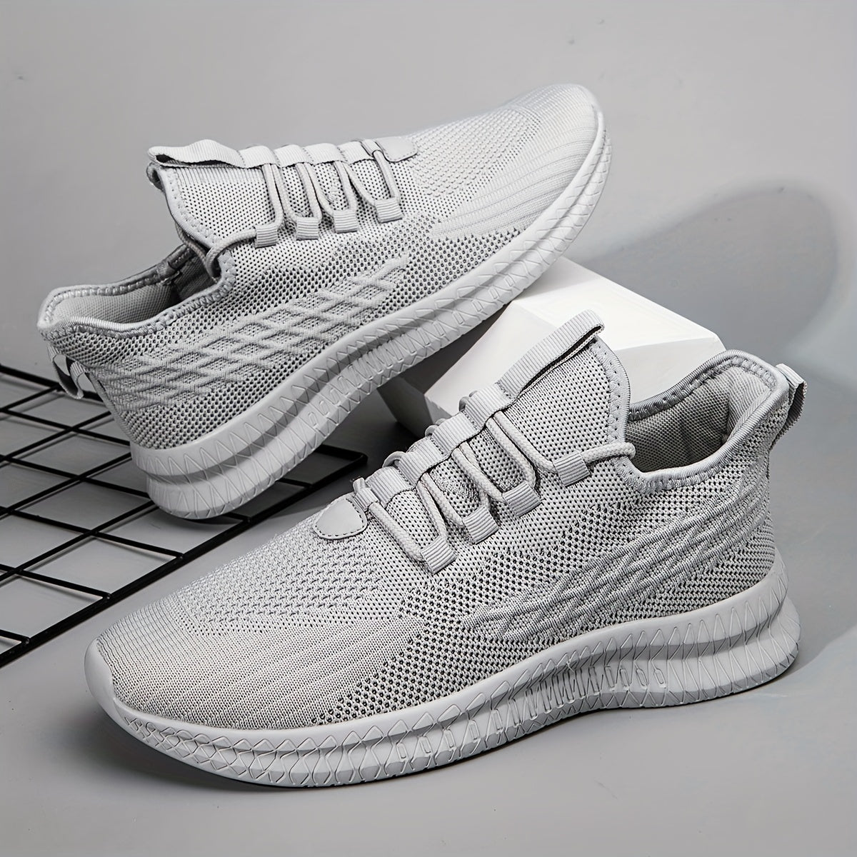 Men's Breathable Lightweight Casual Shoes Non Slip Sneakers