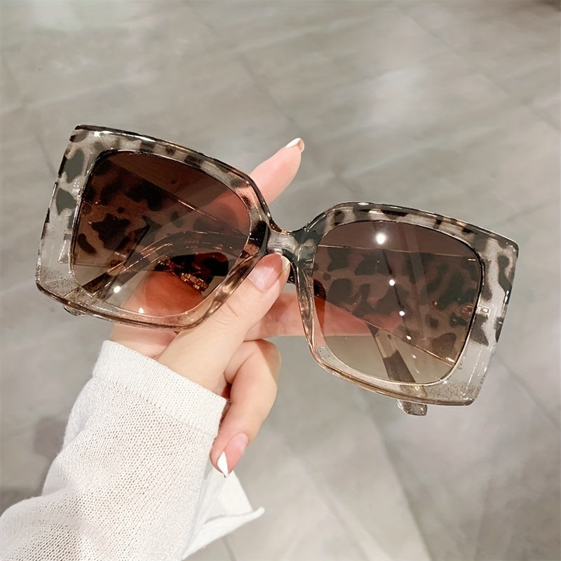 Square Frame Sunglasses Gradient Lens UV400