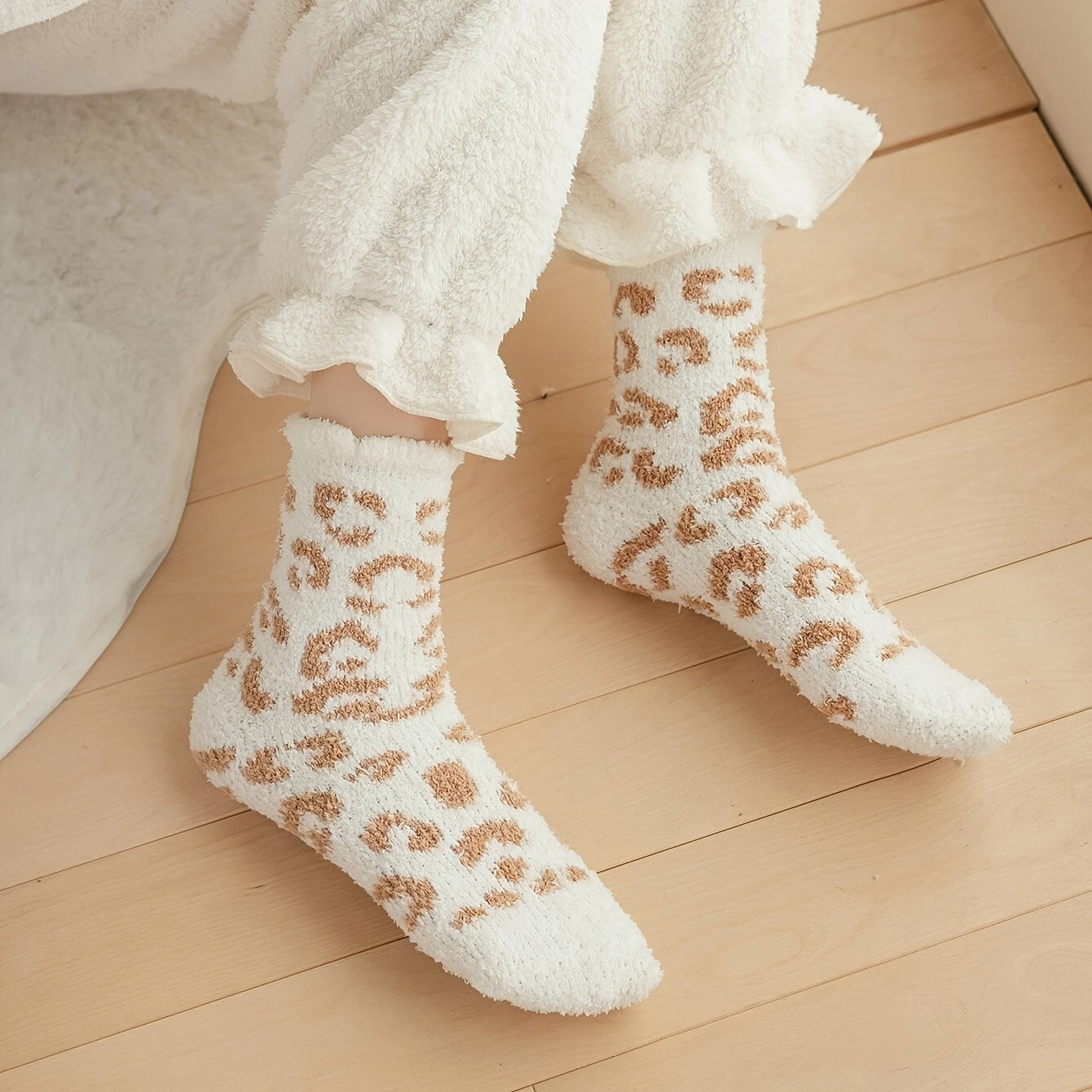 Leopard Print Warm Home Floor Socks Women's Stockings