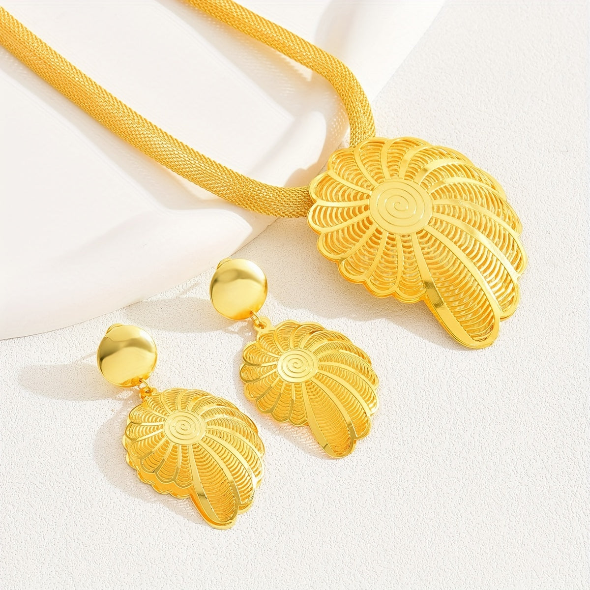 18K Plated Conch Bridal Necklace & Earrings Set for Women