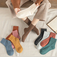 10 Pairs Women's Solid Mid Tube Socks Soft & Comfy Stockings