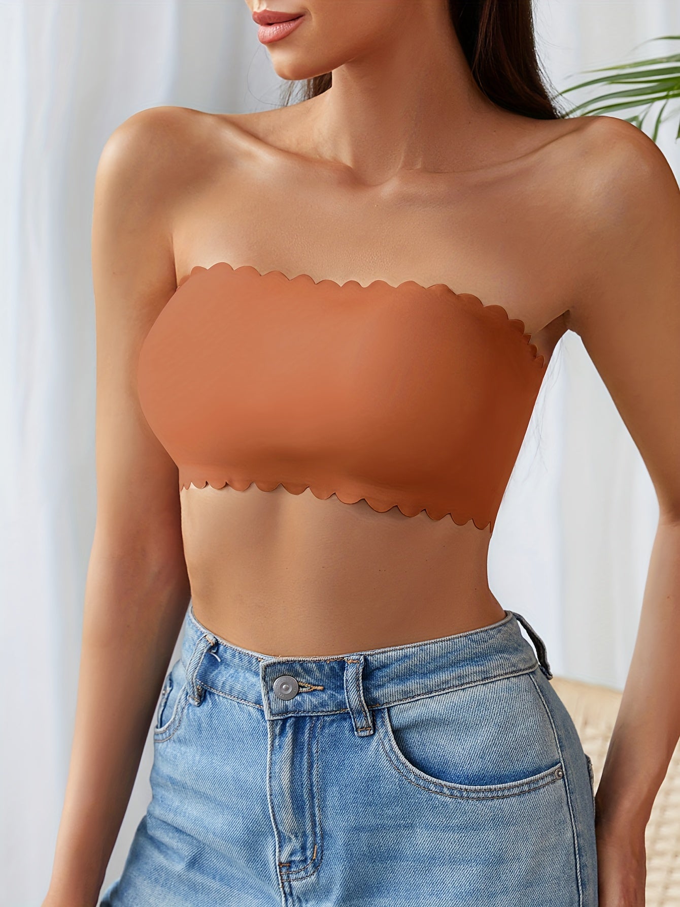 Scallop Trim Bandeau Bra Seamless Comfortable Strapless Stretch Bra