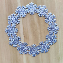 Christmas Snowflakes Wreath Metal Cutting Dies DIY Scrapbooking Craft Stencil