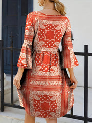  Boho Dress Paisley Print Bell Sleeve Round Neck Dress