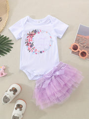 2pcs Baby Girls Floral Print Onesie & Shorts Set