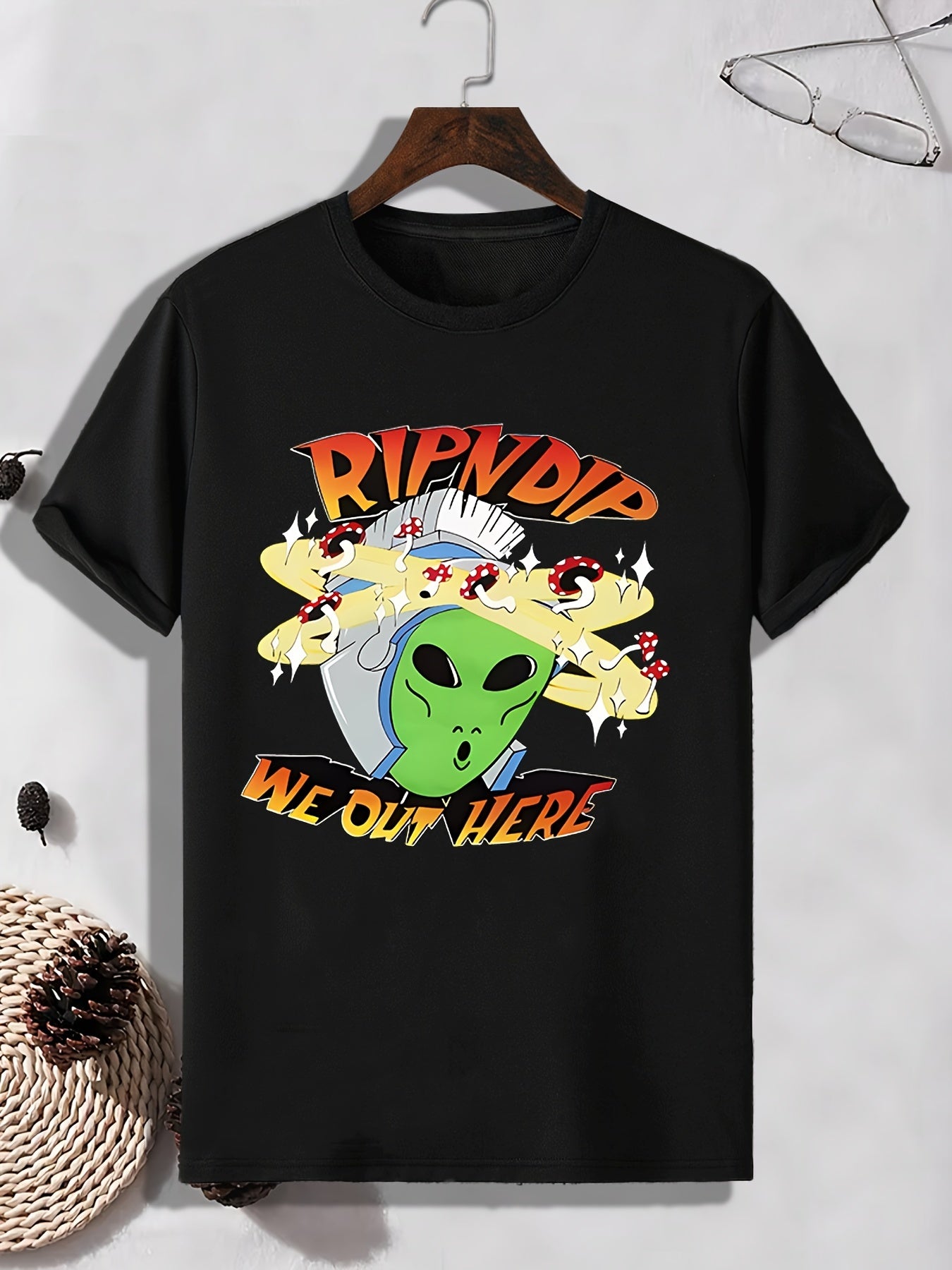Men's Alien Pattern T-shirt Active Stretch Tee For Outdoor