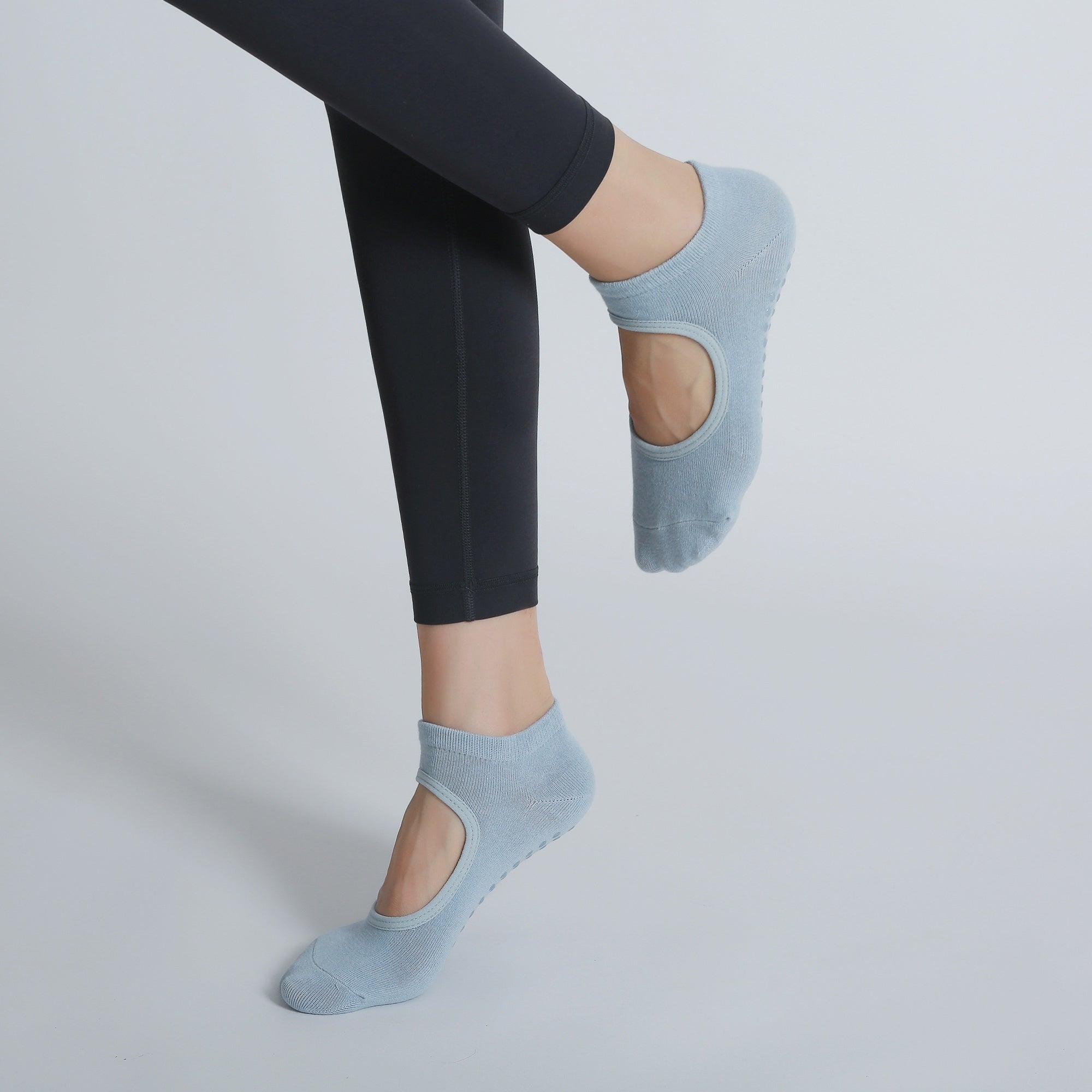Comfy Non Slip Round Toe Yoga Socks