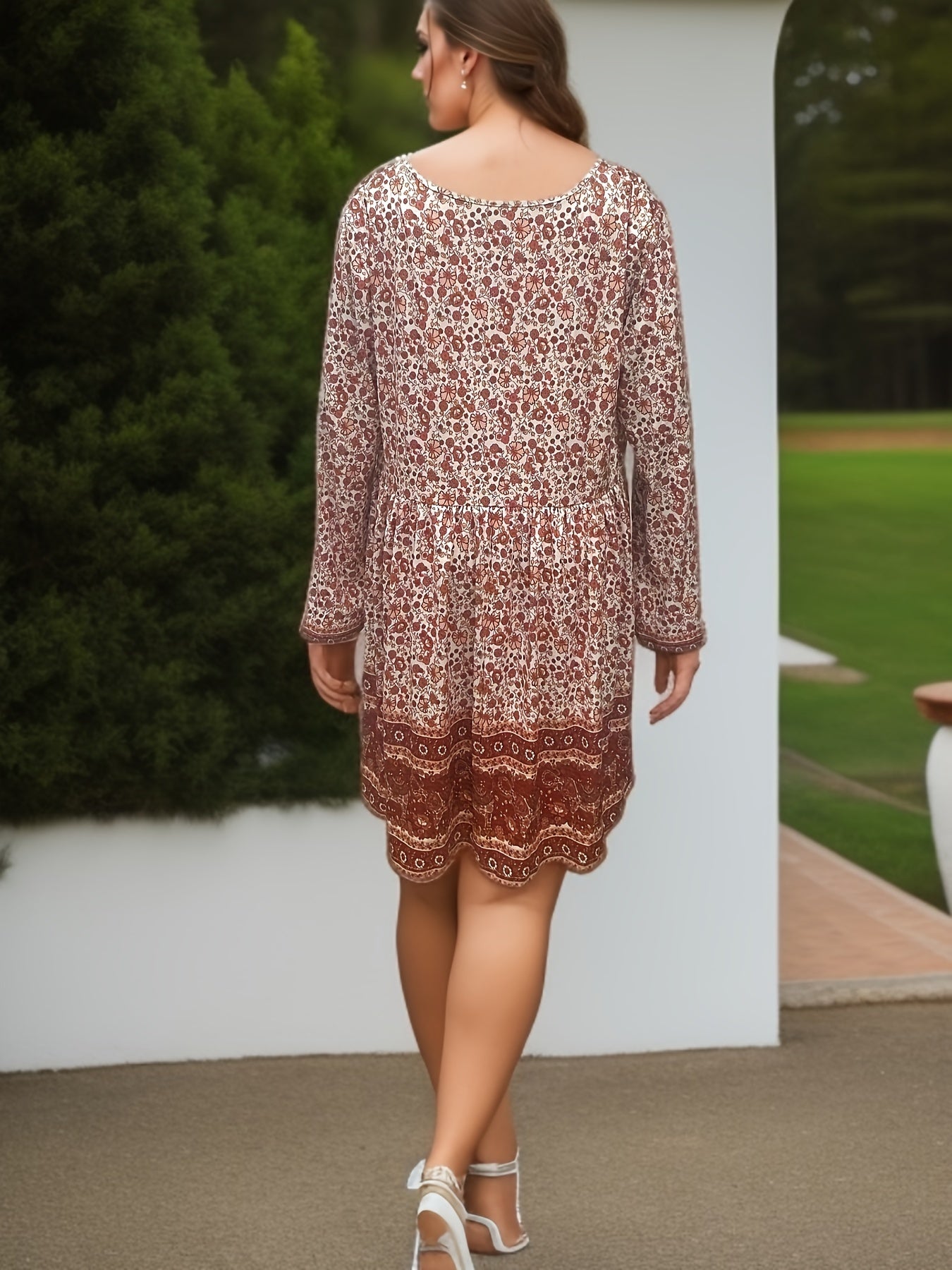  Ditsy Floral Print Long Sleeve V Neck Dress