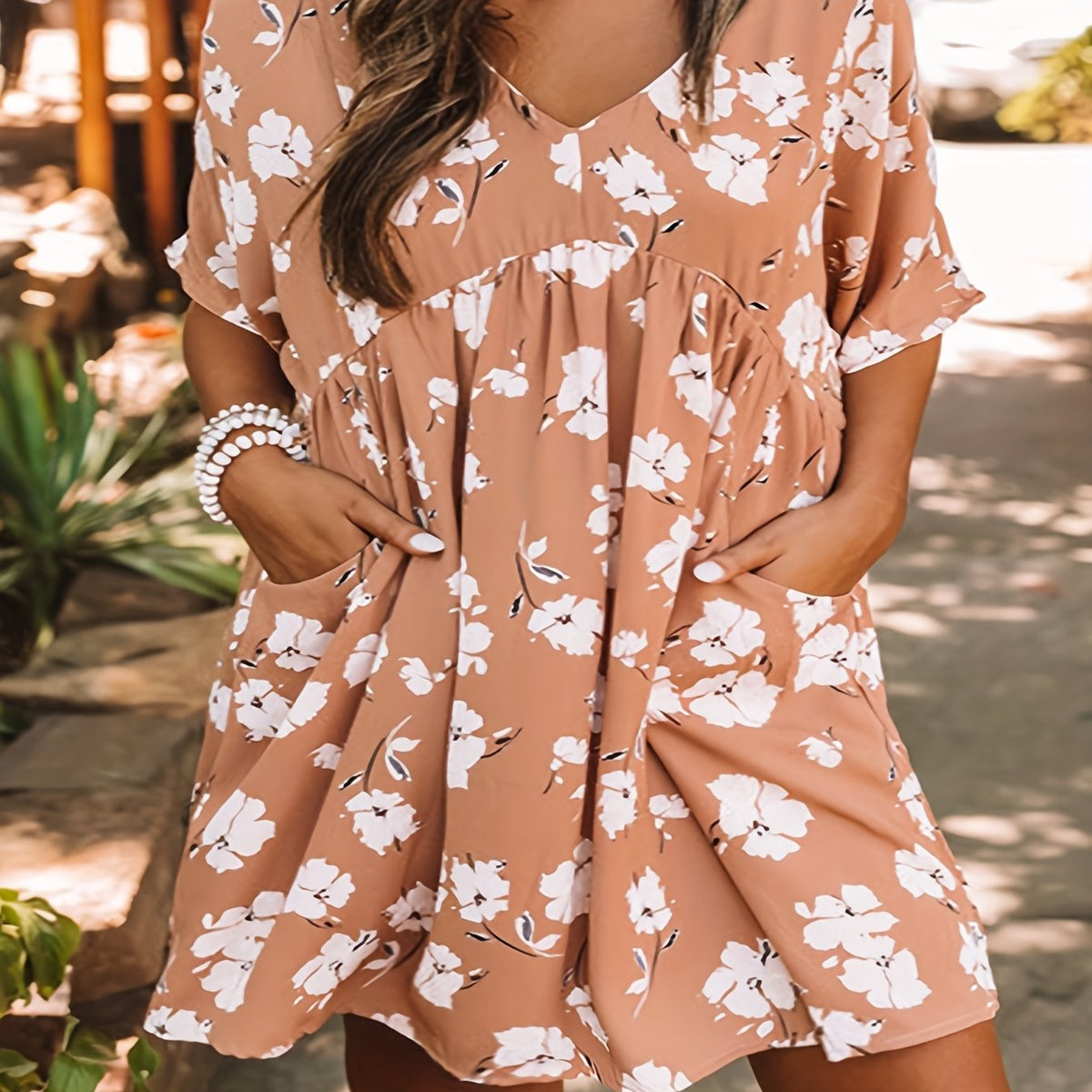 Women's Plus Floral Print V-Neck Dress With Pockets