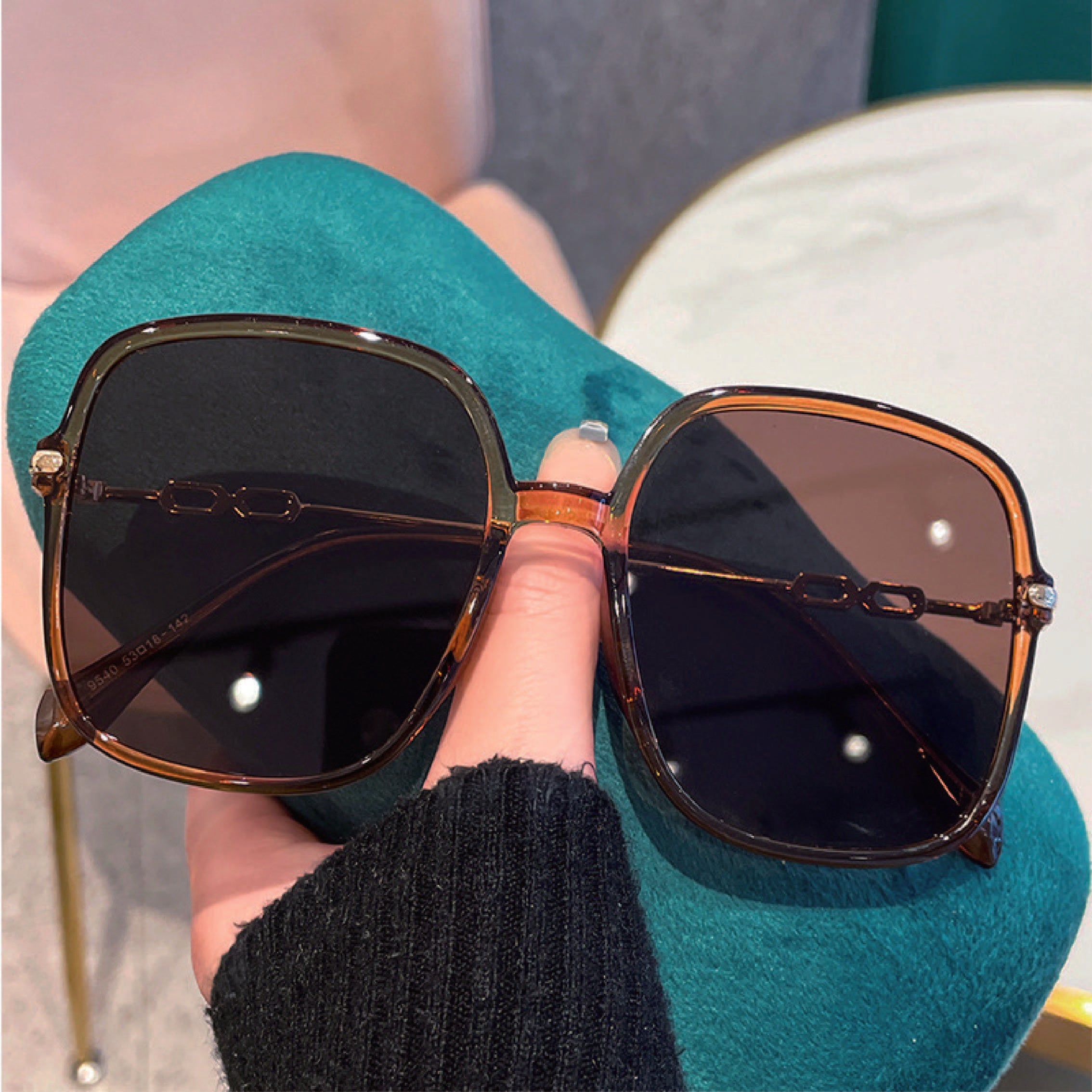 Oversized Square Sunglasses Mirror Lens UV400