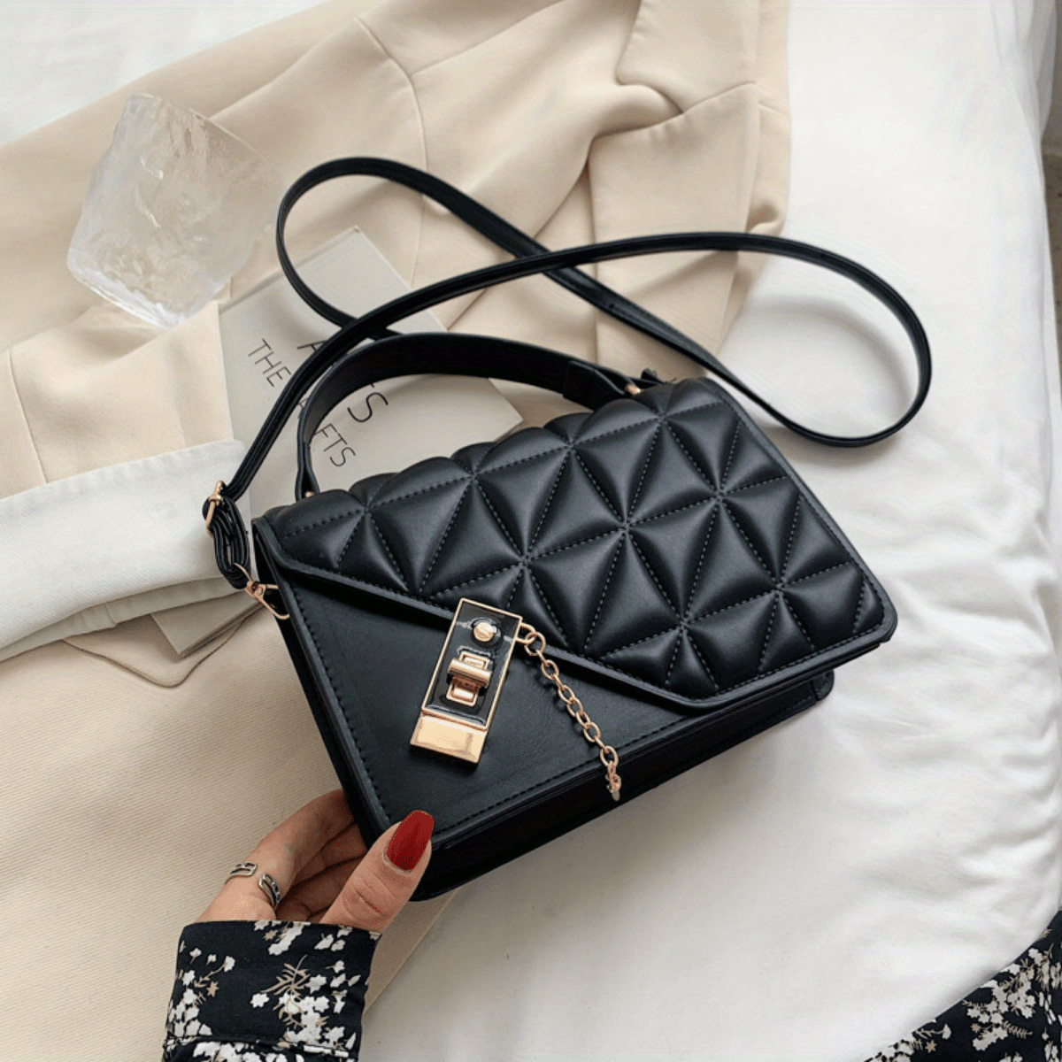 Retro Quilted Crossbody Bag PU Leather Classic Shoulder Bag