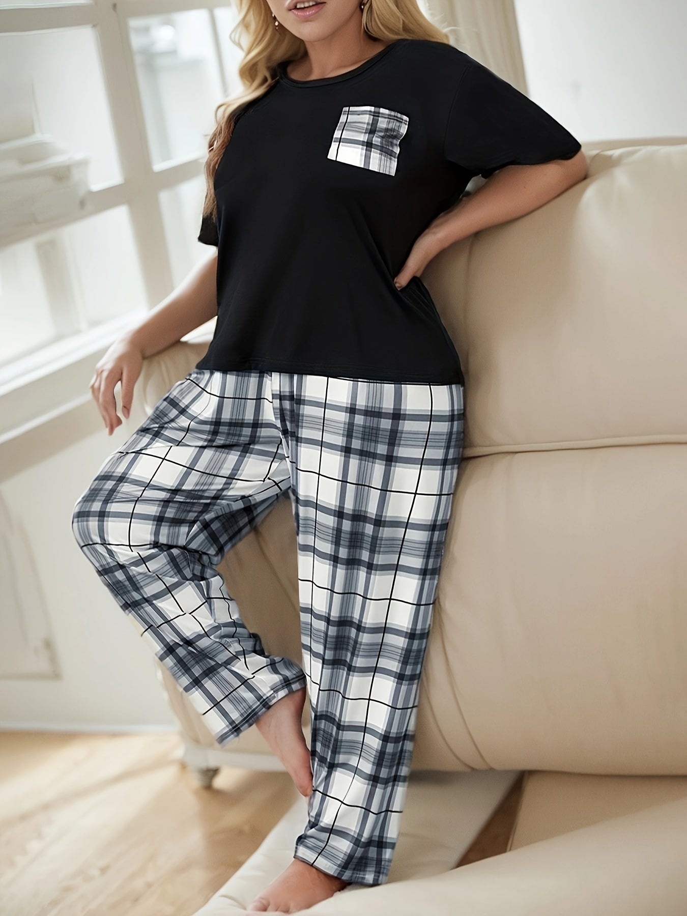  Plaid Print Tee & Pants Lounge 2 Piece Set