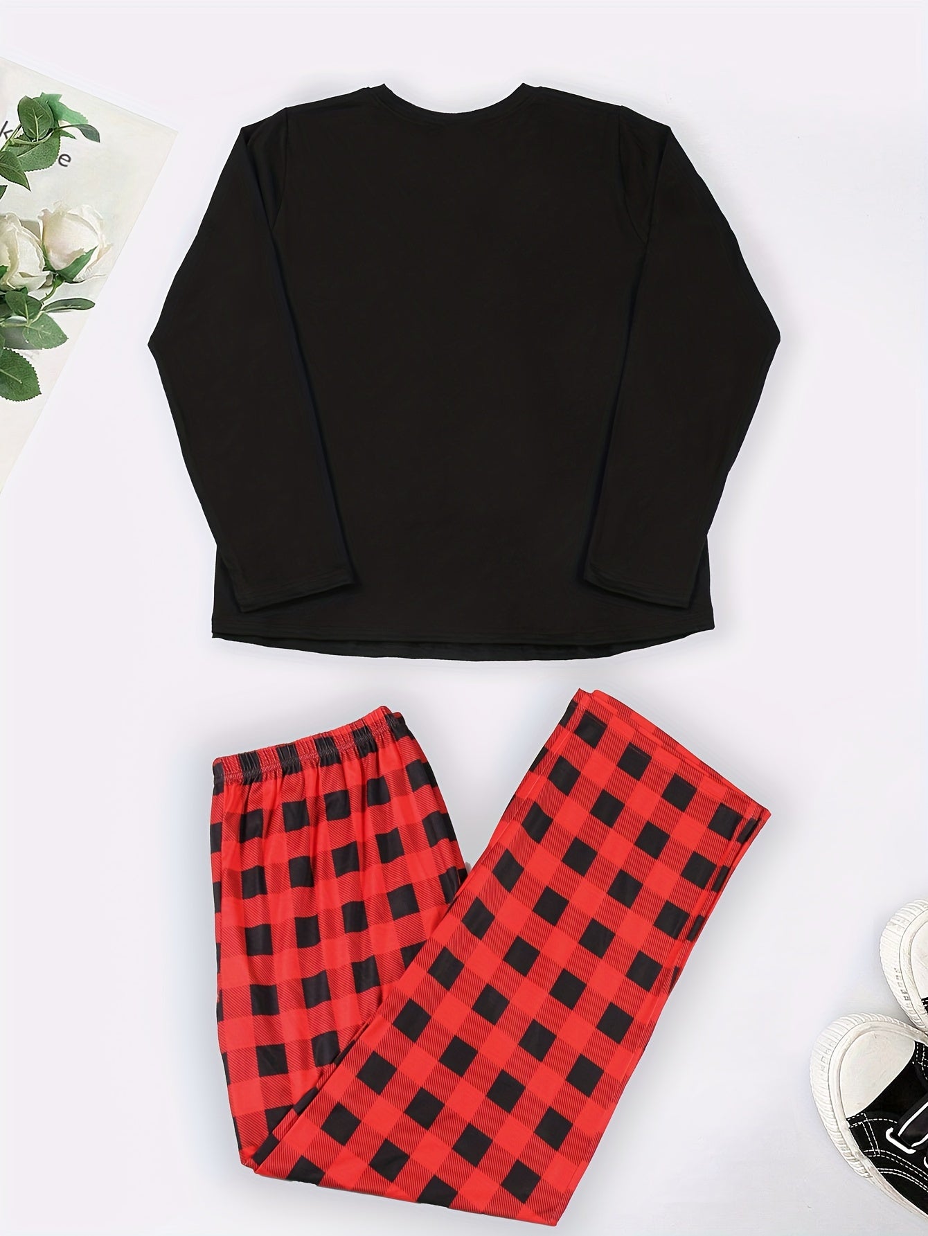 Women's Plus Size Envelope Print Pajama Set with Plaid Pants