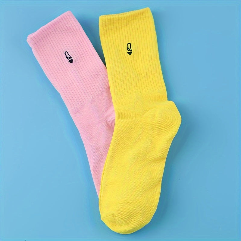 2 Pairs Letter Print Socks Comfy & Breathable Mid Tube Stockings