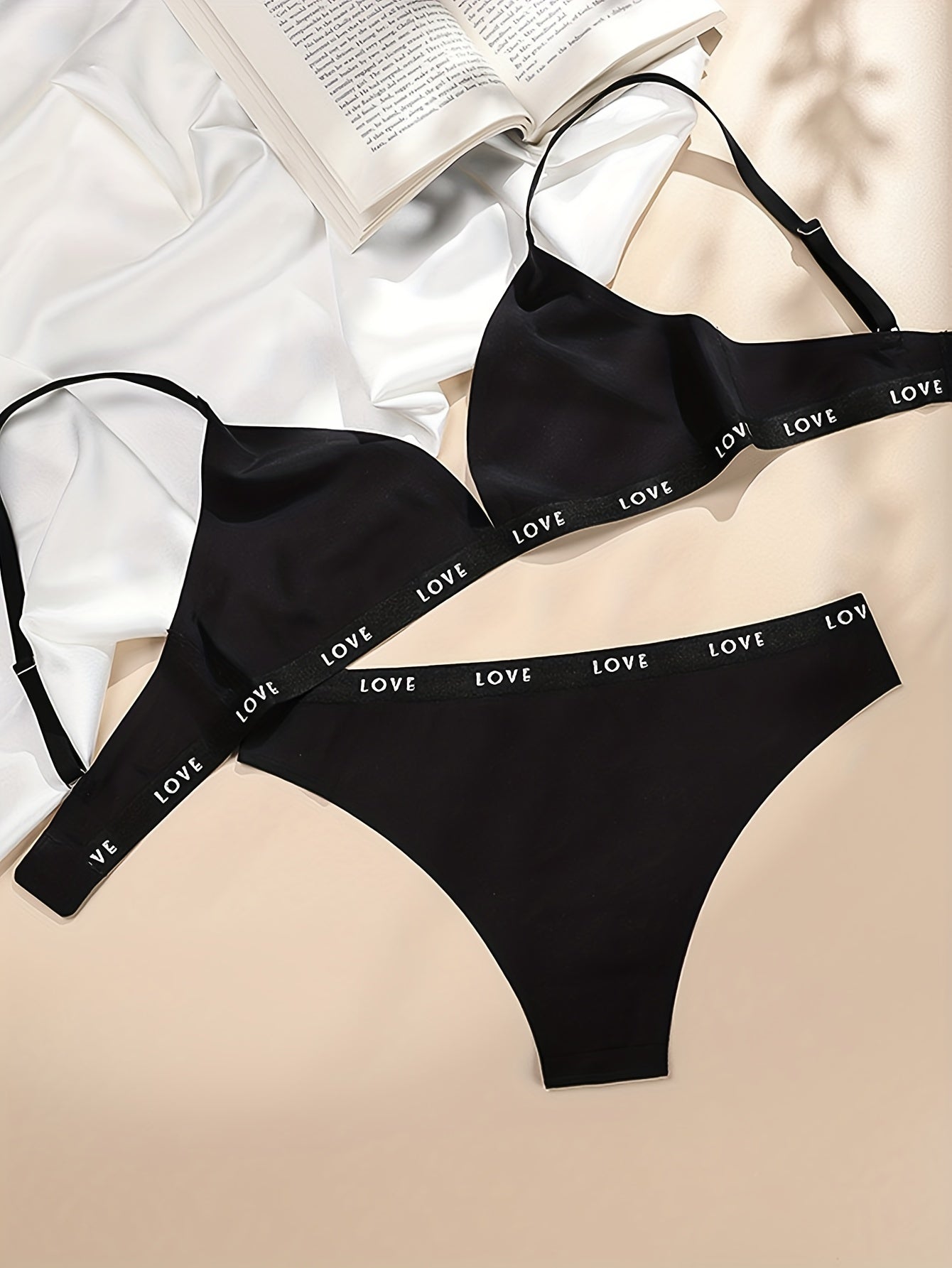 Letter Print Bra & Panties Set Women's Lingerie