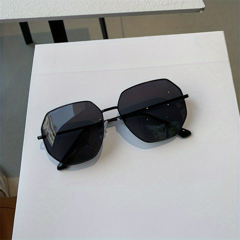Men's Vintage Polygonal Frame Sunglasses UV Protection