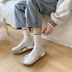 4 Pairs College Style Striped Textured Socks Women's Stockings