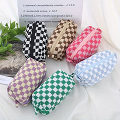 Checkerboard Knitted Cosmetic Bag Contrast Woolen Plaid Large Capacity Storage