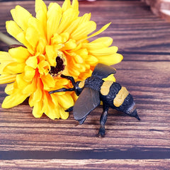 4 Pcs Realistic Bee Figurines Learning Set for Kids Ages 3-8