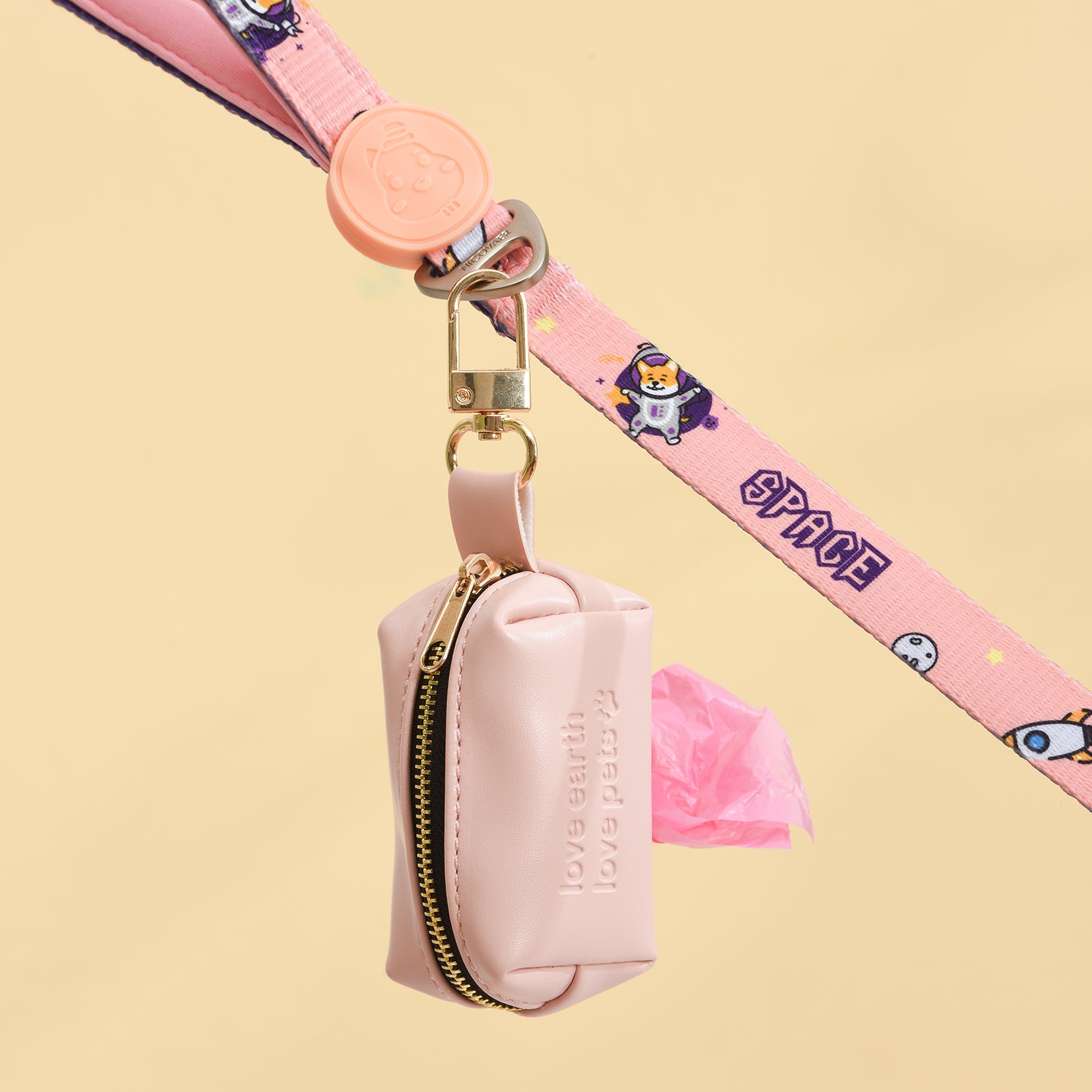 Love Pets Pouch, Portable Pouch, Attach To Leash