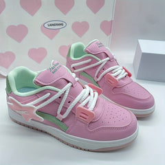 Women's Star Patched Lace up Skate Shoes Low Top Casual Sneakers