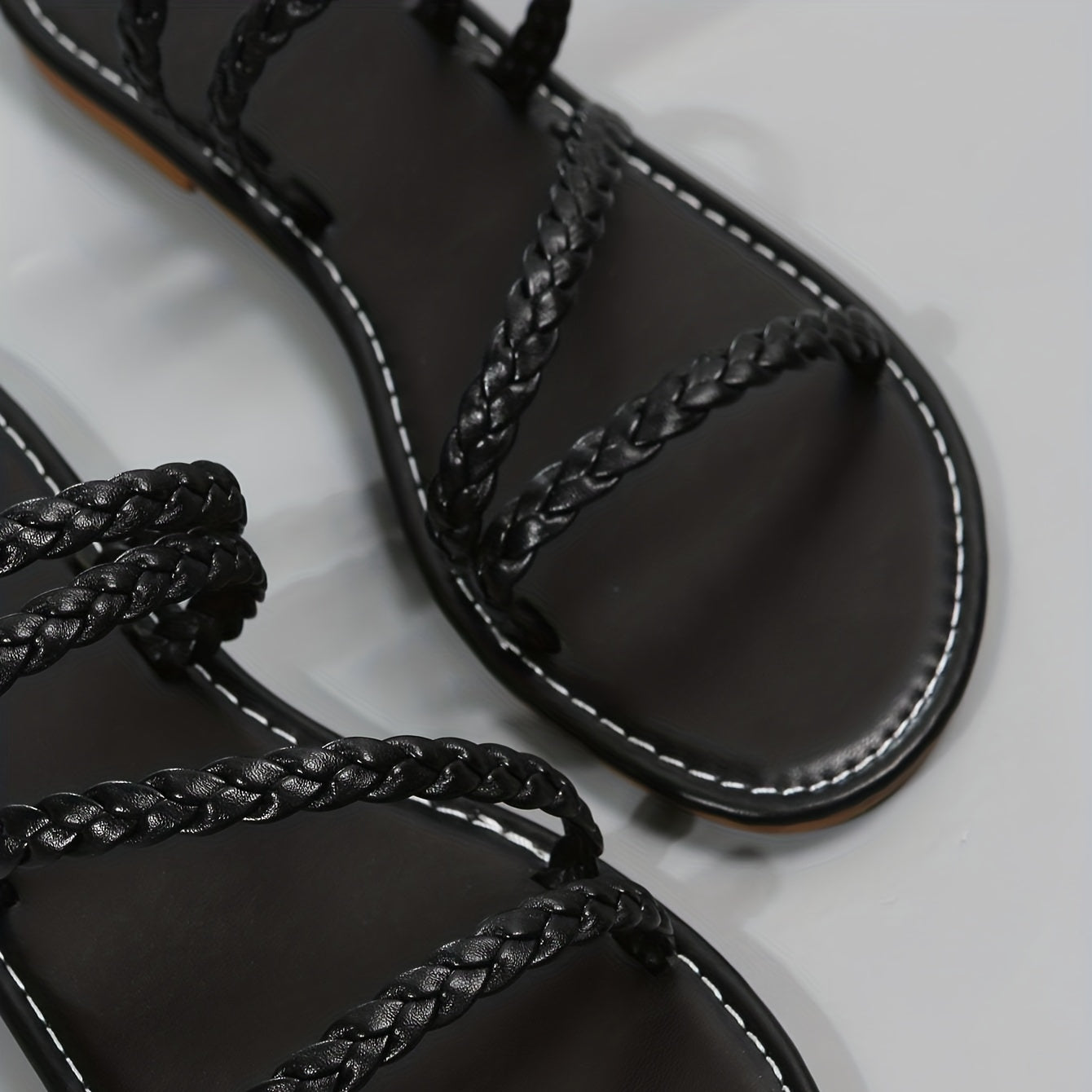 Women's Braided Flat Slippers Open Toe Non Slip Round Toe Slides Shoes