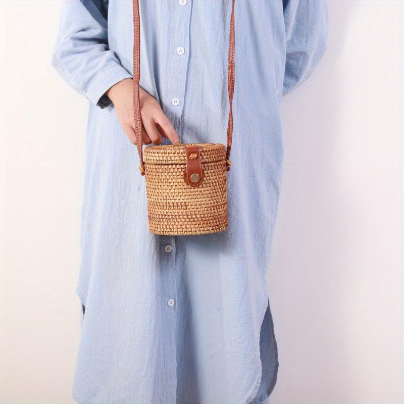 Woven Retro Style Shoulder Bag Bucket Bag Crossbody Bag