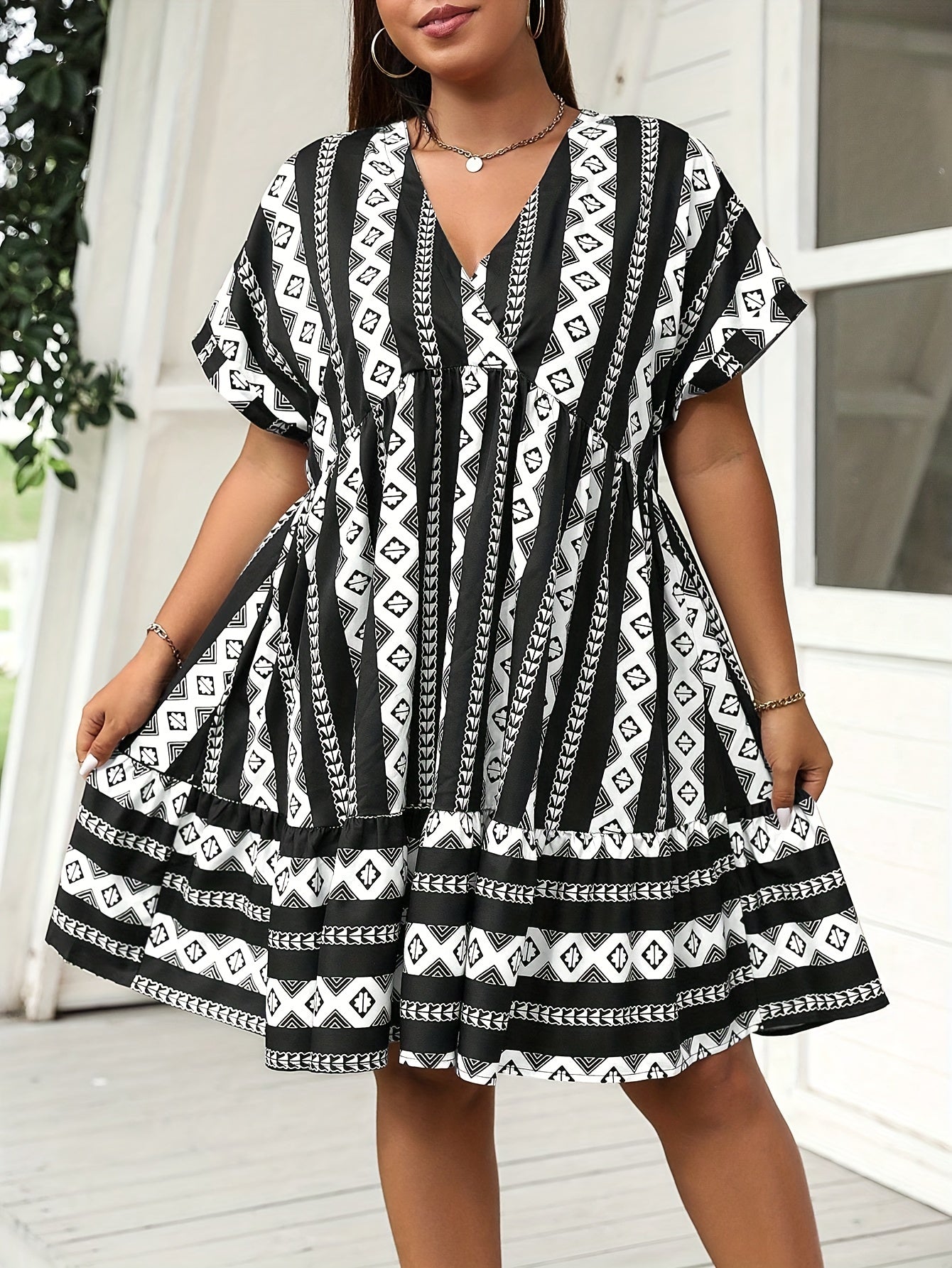  Colorblock Argyle Print Batwing Sleeve V Neck Mini Dress