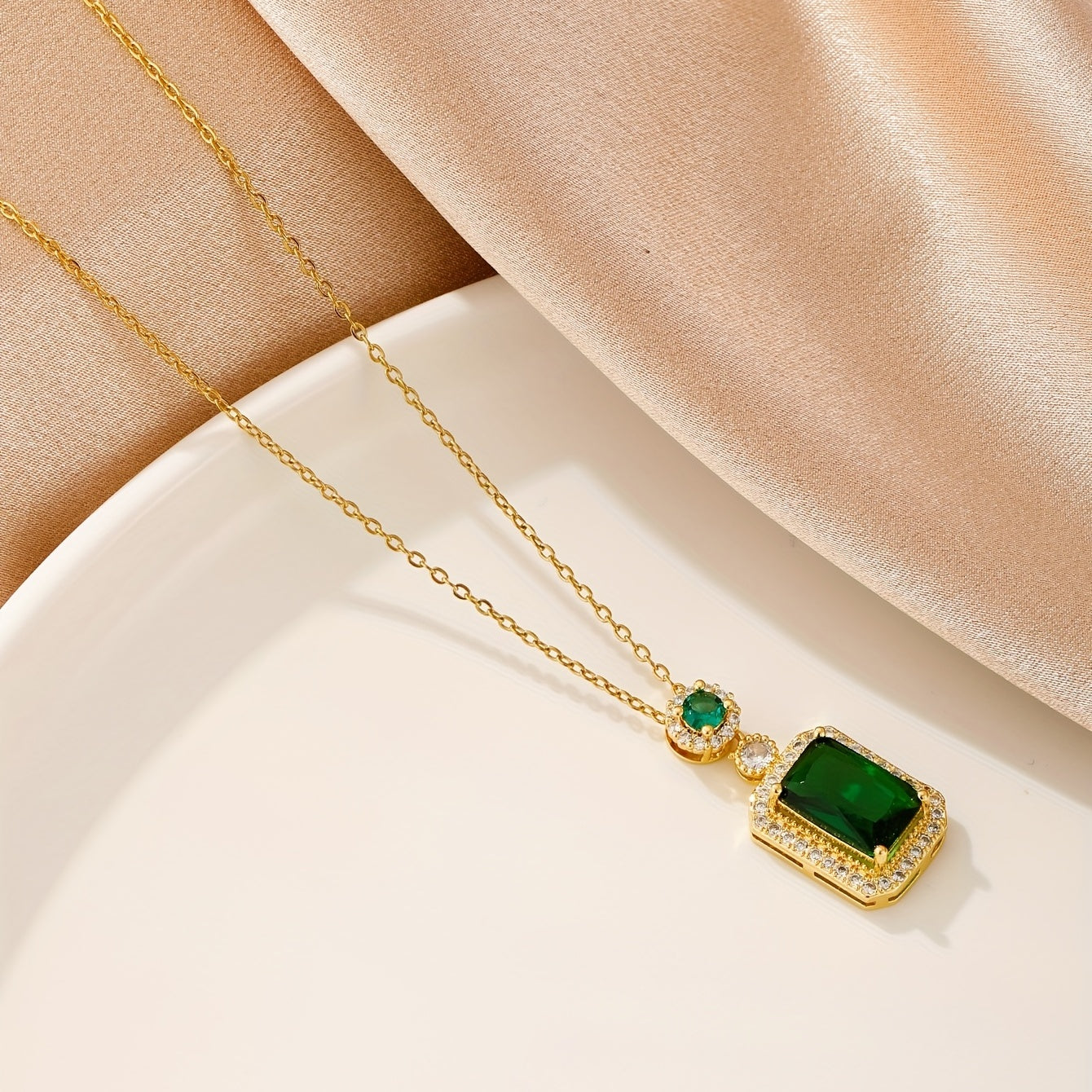 Men's Stainless Steel Rhinestone Necklace Emerald Zircon Gift