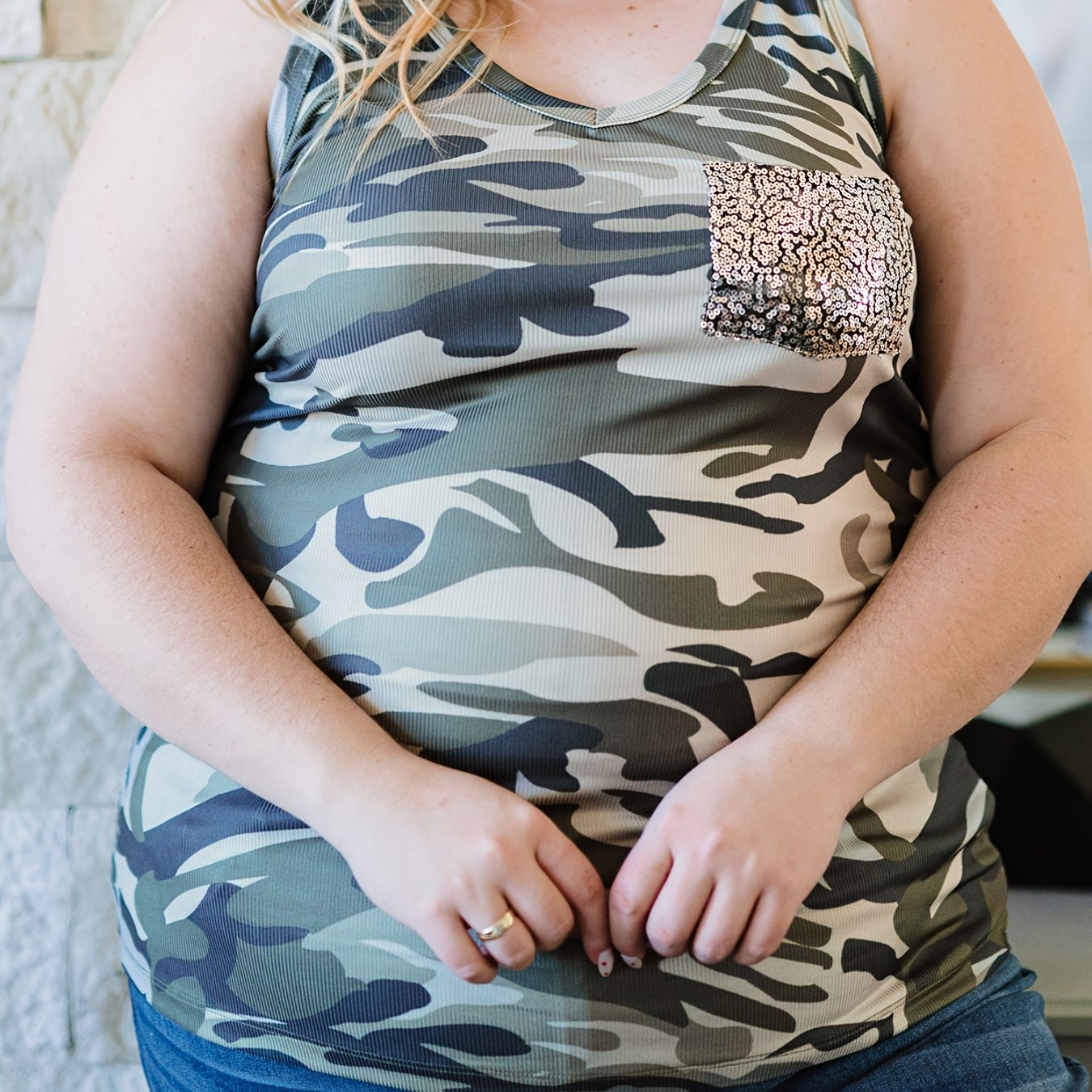  Camo Print Sequin Round Neck Tank Top