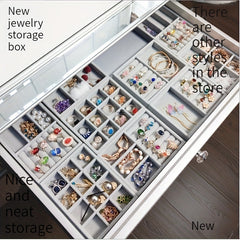 Elegant Jewelry Display Box - Organize Rings, Earrings, Bracelets & Necklaces