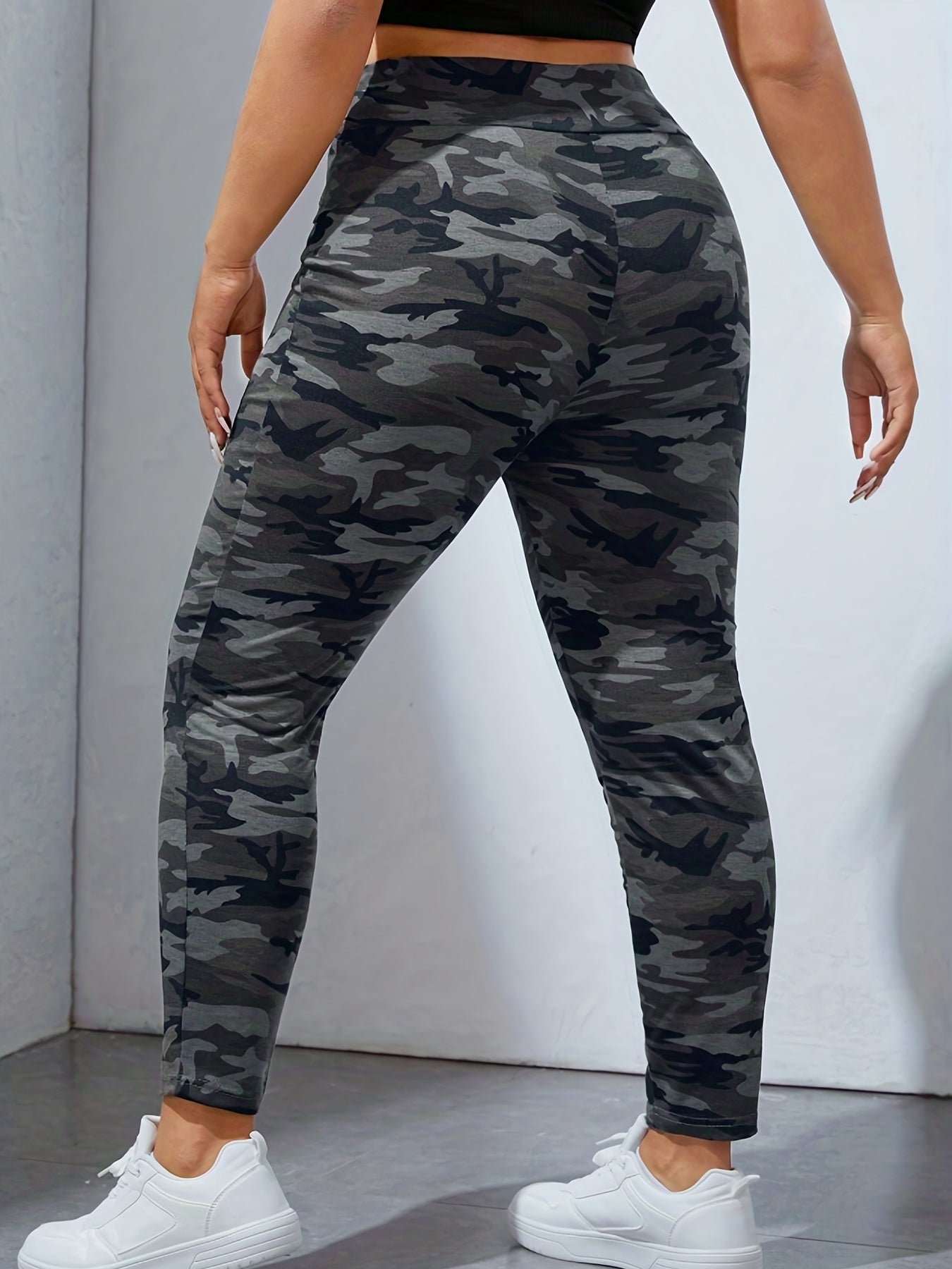 Women's Plus Camo V Waist Skinny Trousers