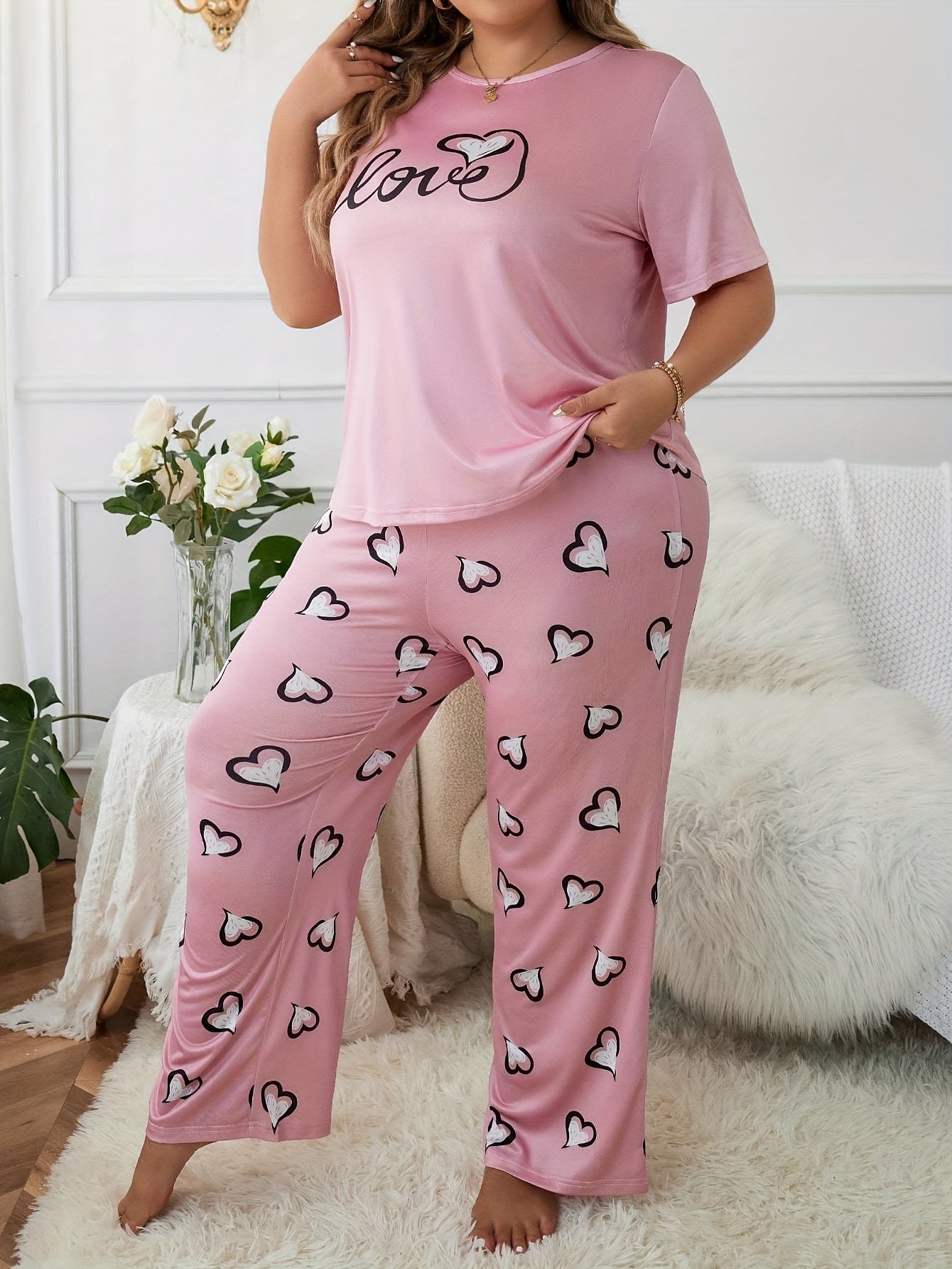  Heart Letter Graphic Pajama Set Round Neck Tee & Loose Pants 2 Piece