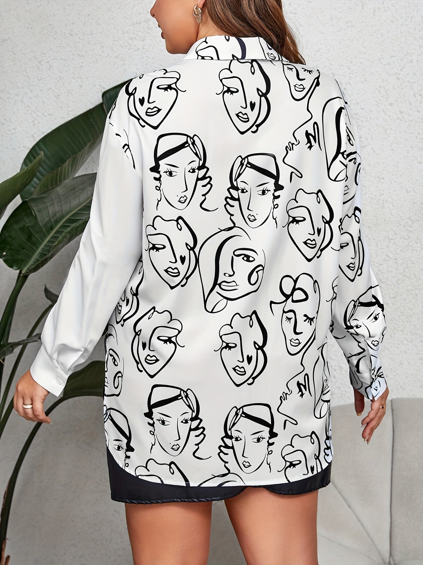  Abstract Figure Print Long Sleeve Blouse