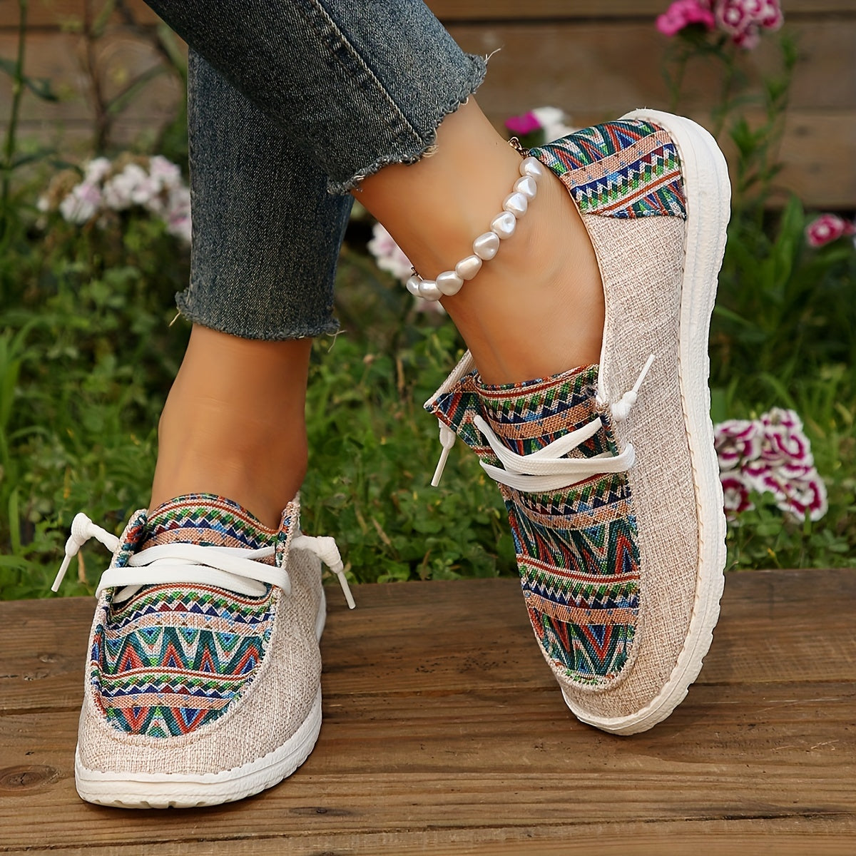 Women's Retro Printed Sneakers Casual Lace Up Outdoor Shoes Lightweight Low Top