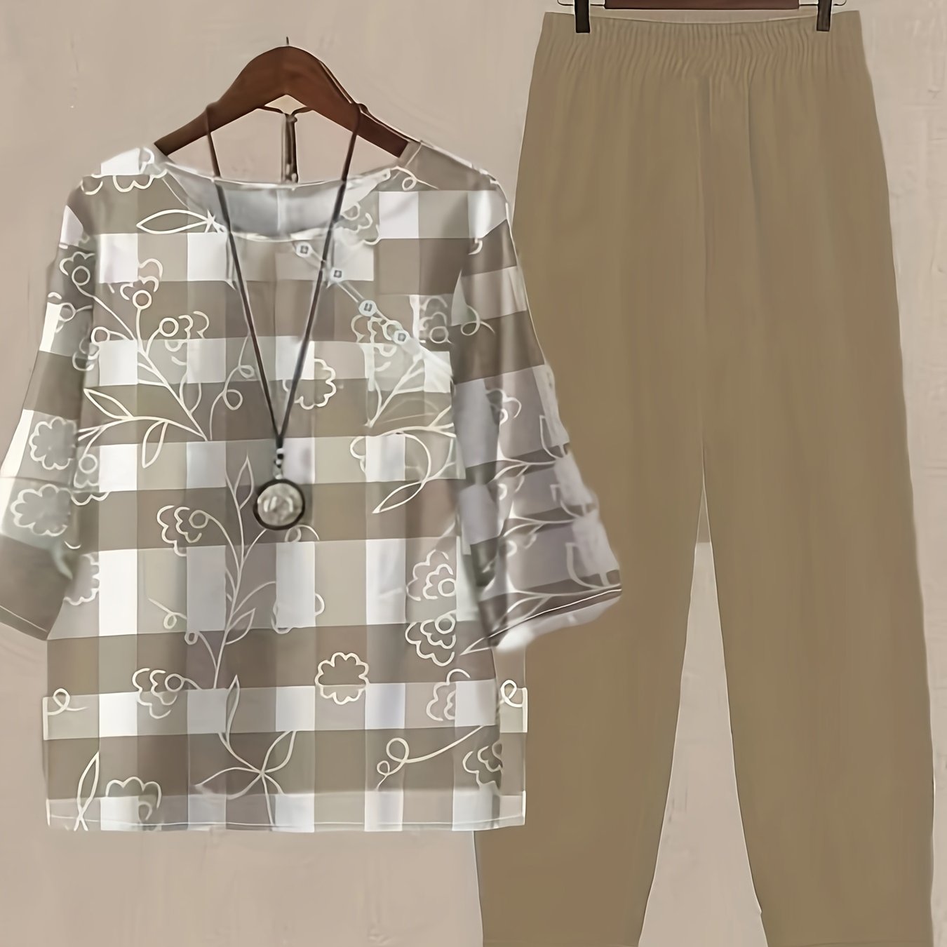  Floral & Plaid Print Long Sleeve Tee & Pants Set