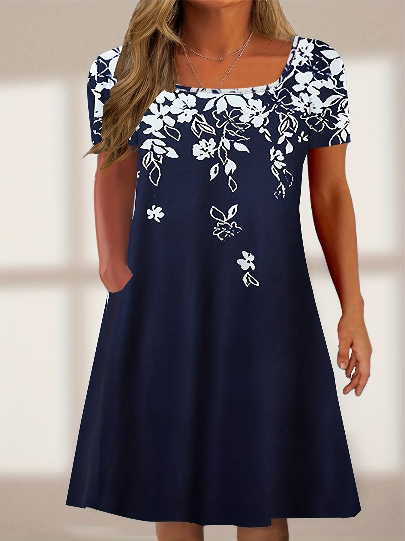 Floral Print Short Sleeve Dress With Pockets