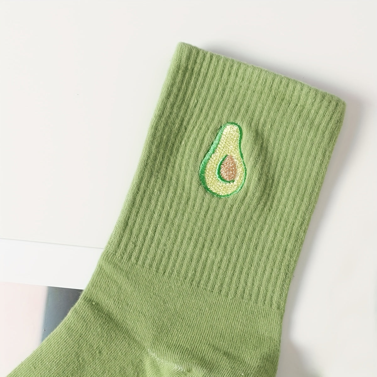 Avocado Embroidery Socks Comfy Mid Tube Women's Stockings