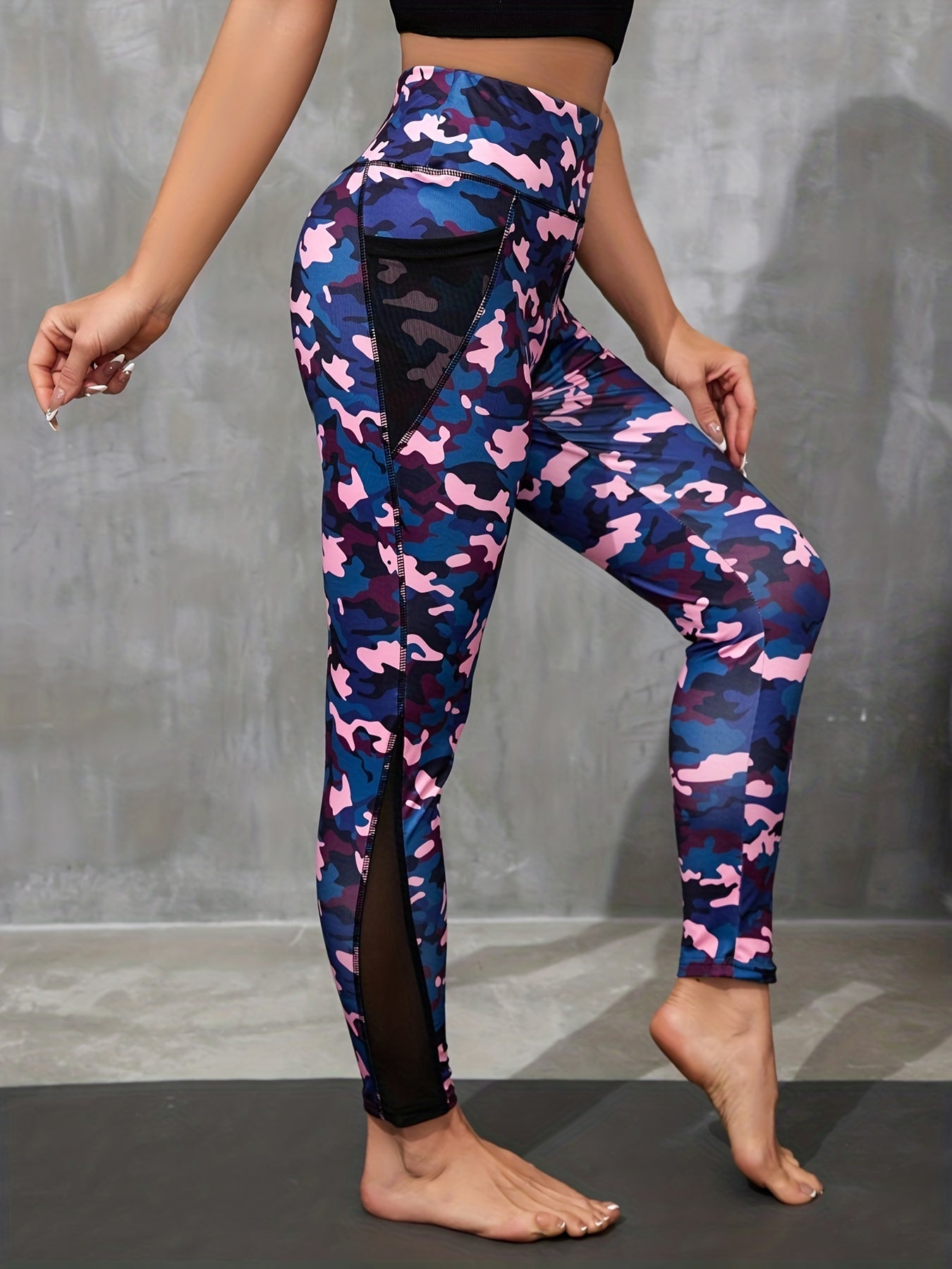 Women's Camo Print Butt Lifting Yoga Leggings Mesh Pocket Activewear