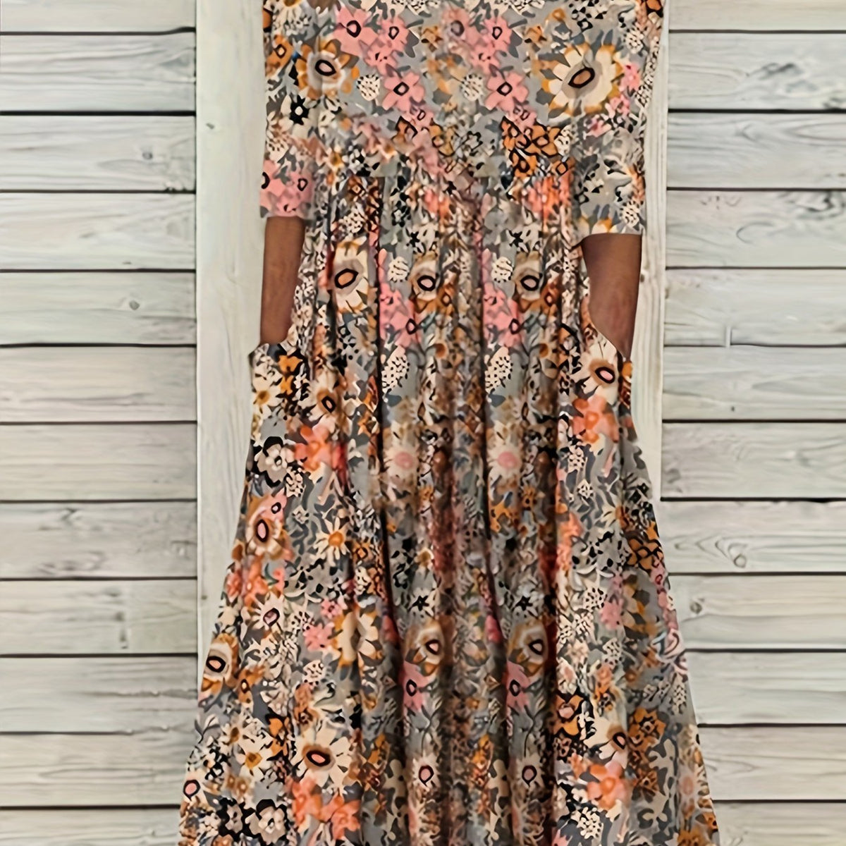  Floral Print Half Sleeve Round Neck Dress