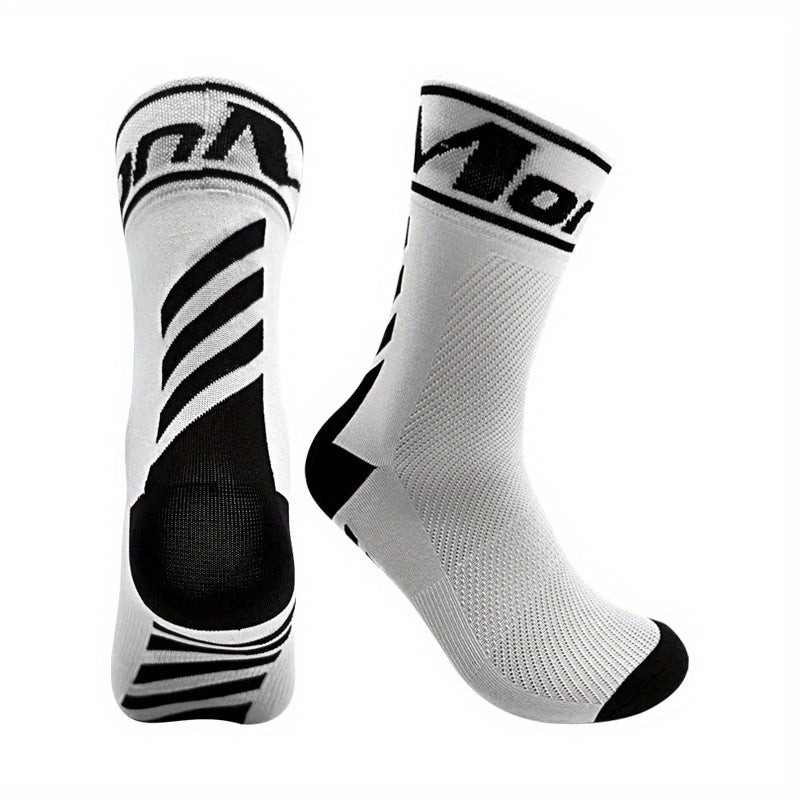 Breathable Sweat Absorbent Mid Calf Cycling Sports Socks
