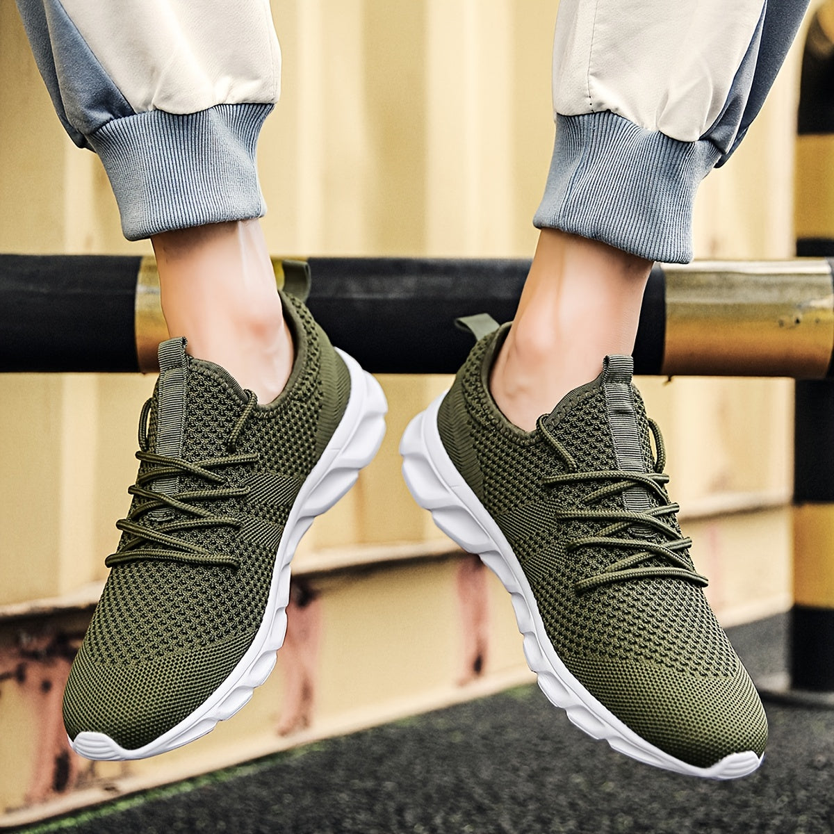 Men's Breathable Comfort Lace Up Casual Shoes Anti skid Sneakers