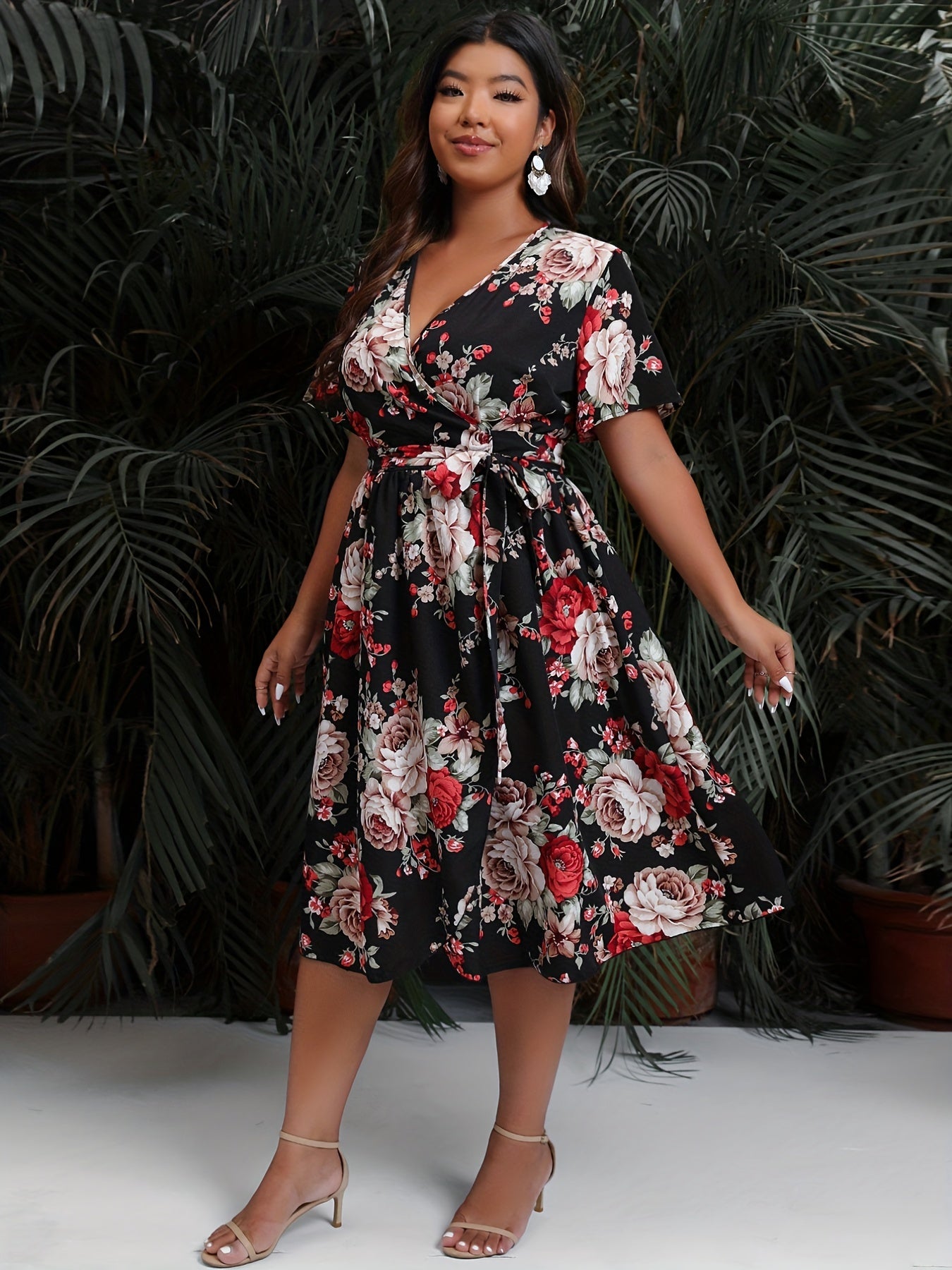  Floral Print Short Sleeve Wrap Dress