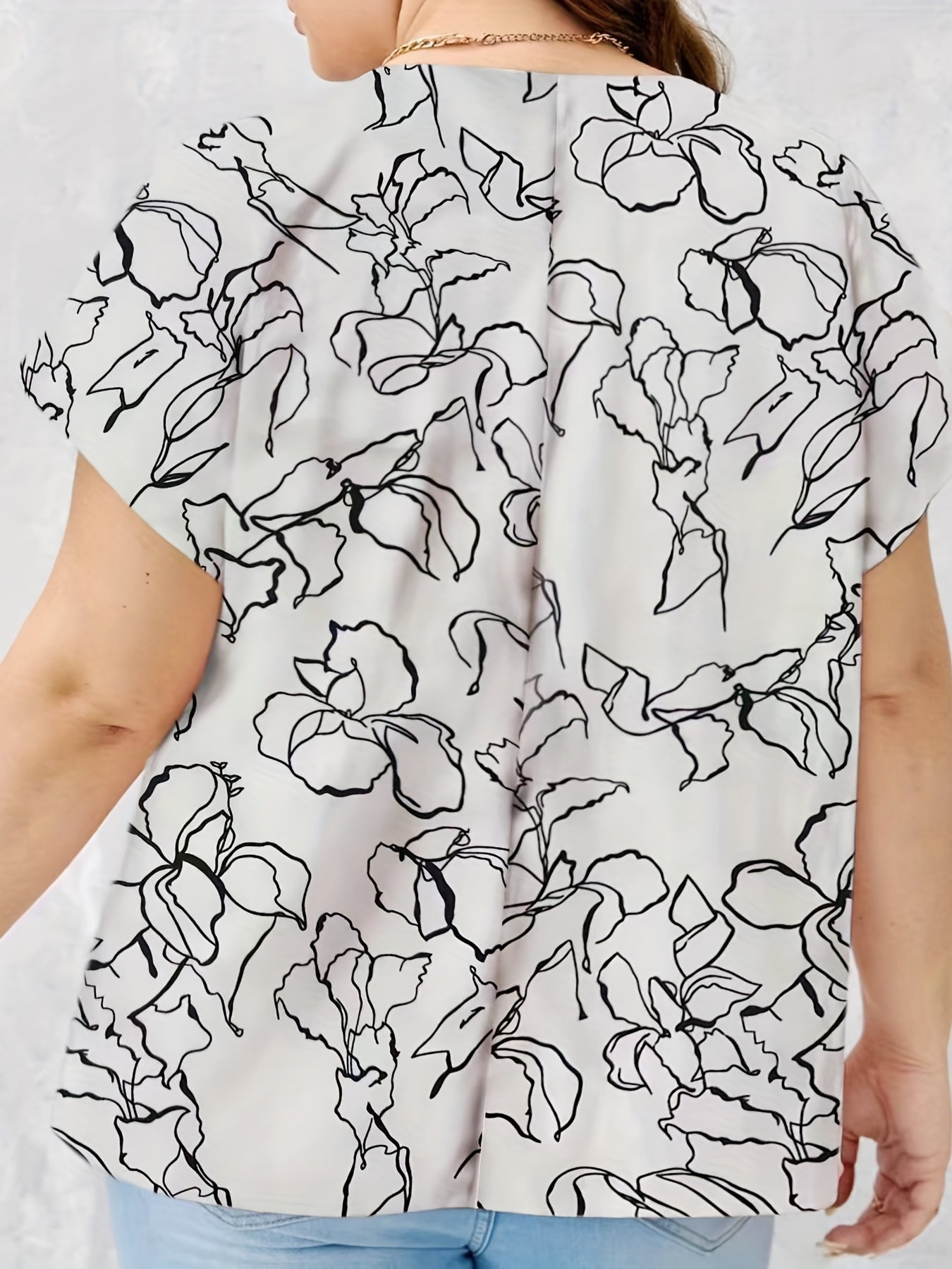  Floral Print Cap Sleeve Round Neck Blouse