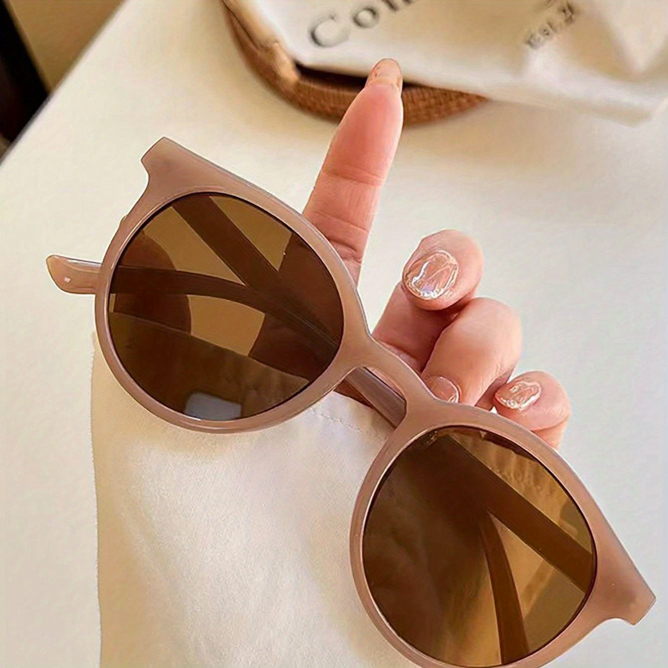 Round Sunglasses Women Retro Summer Outdoor Jelly Shades