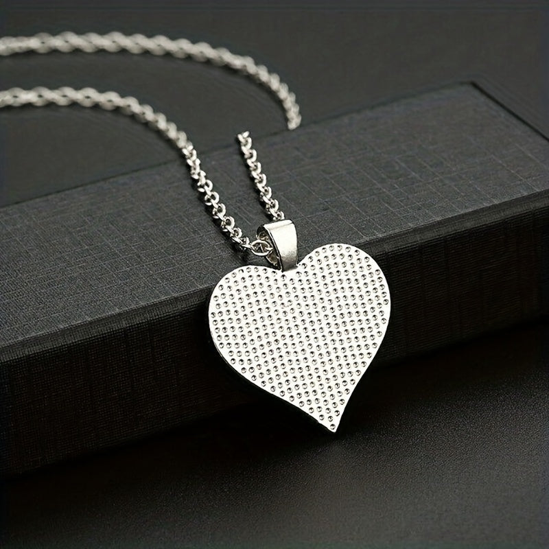 Girls Wolf Pendant Necklace Jewelry Gift Clothing Accessories