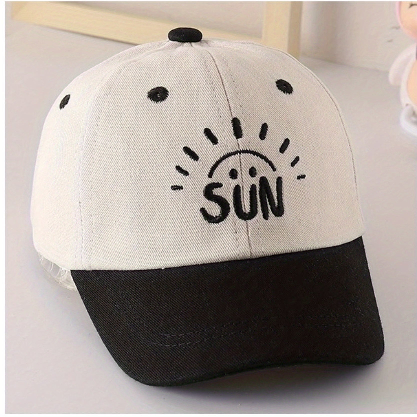 Kids Sunshade Breathable Baseball Cap with Sun Embroidery